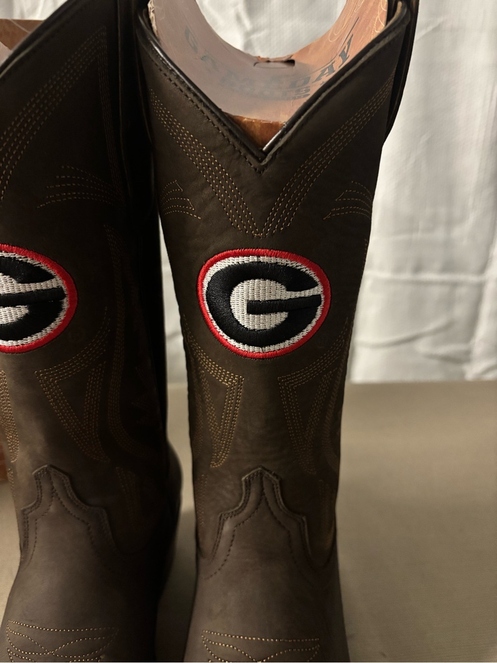 Ameda Brown Leather Western Boots with Embroidered Stitching - Picture 7 of 13